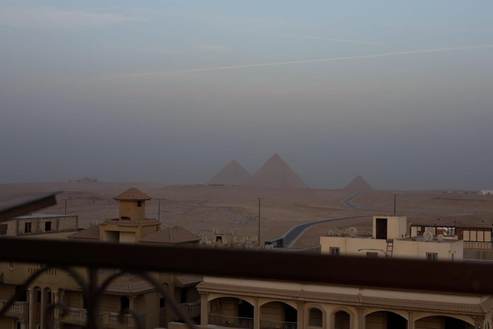 Royal Pyramids Palace Residence Cairo Exterior foto